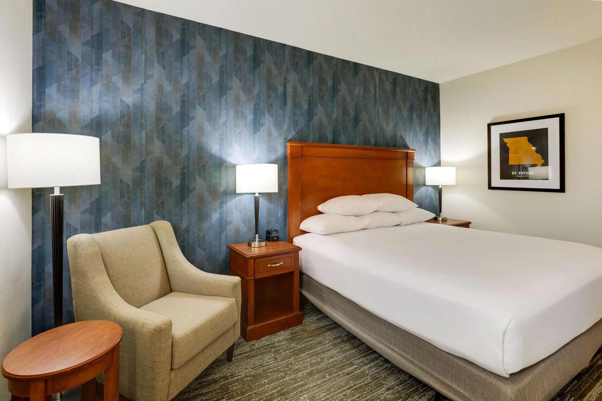 Drury Inn & Suites St. Louis St. Peters เซนต์ปีเตอร์ส ภายนอก รูปภาพ