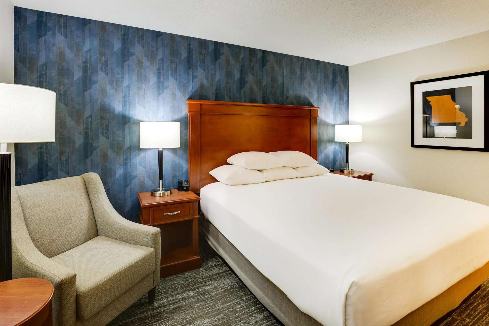 Drury Inn & Suites St. Louis St. Peters เซนต์ปีเตอร์ส ภายนอก รูปภาพ