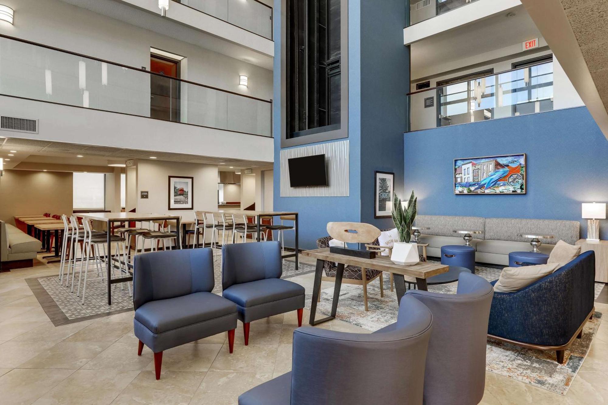 Drury Inn & Suites St. Louis St. Peters เซนต์ปีเตอร์ส ภายนอก รูปภาพ